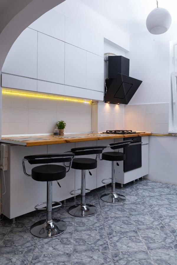 Color Aparments Coposu Blv Leilighet Bucureşti Eksteriør bilde